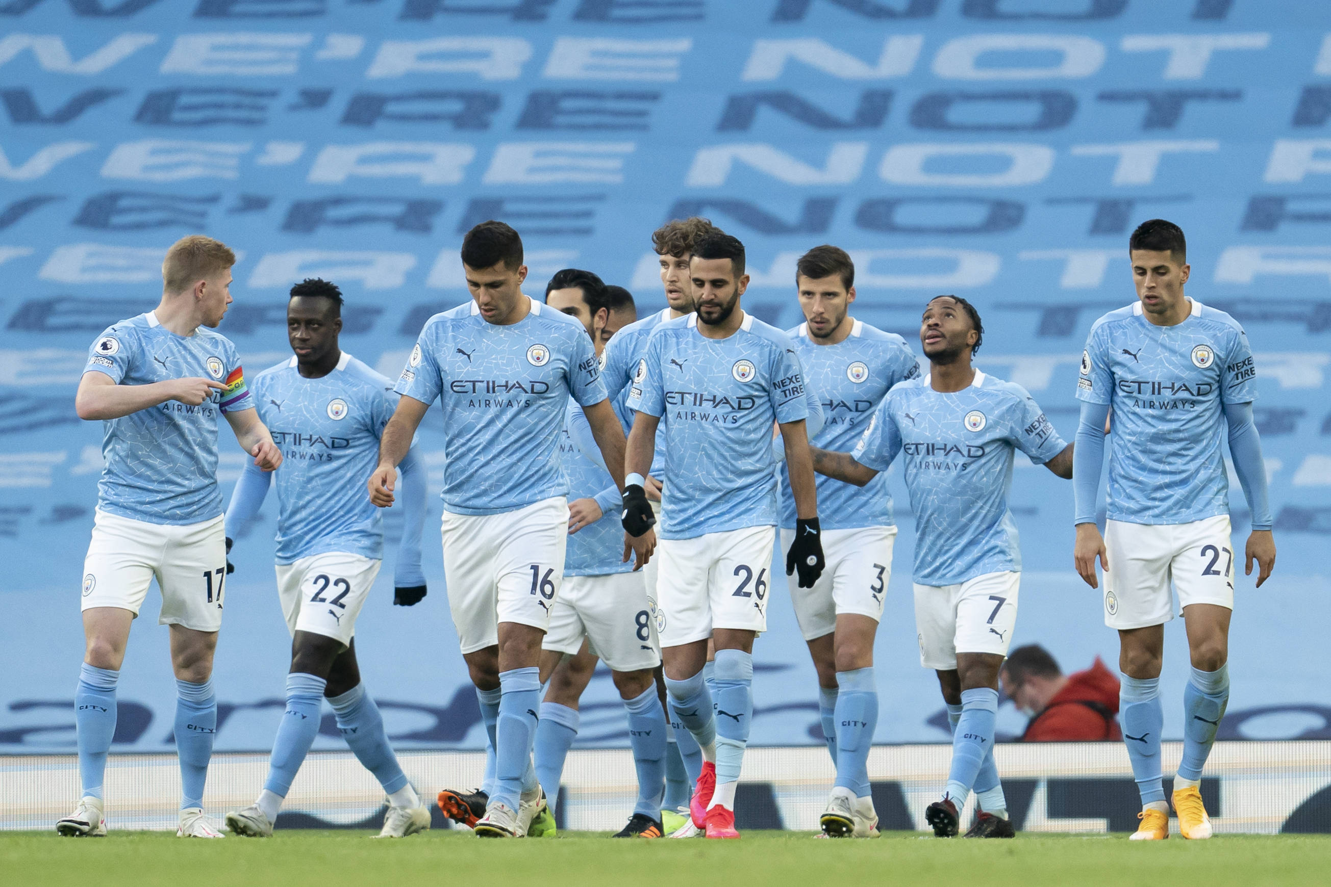 以伯恩利为 以伯恩利为