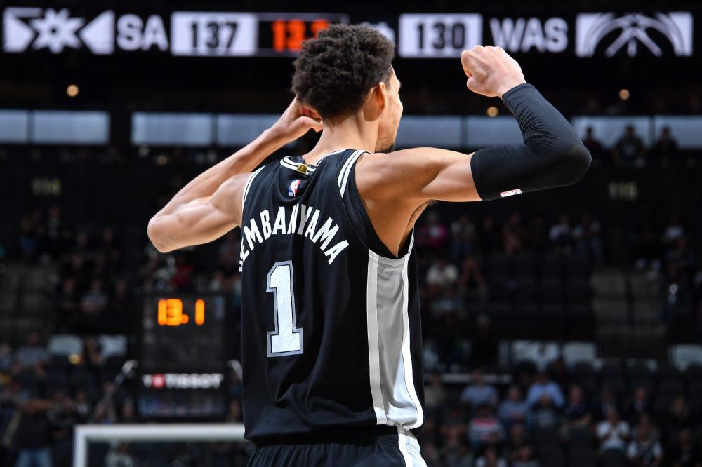 关键时刻挺 关键时刻挺