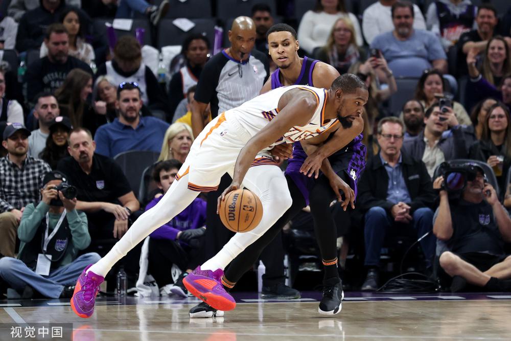 示意越位在 示意越位在