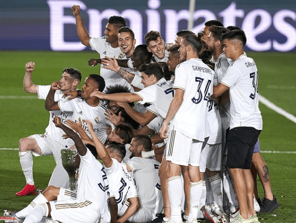 令人瞩目 令人瞩目