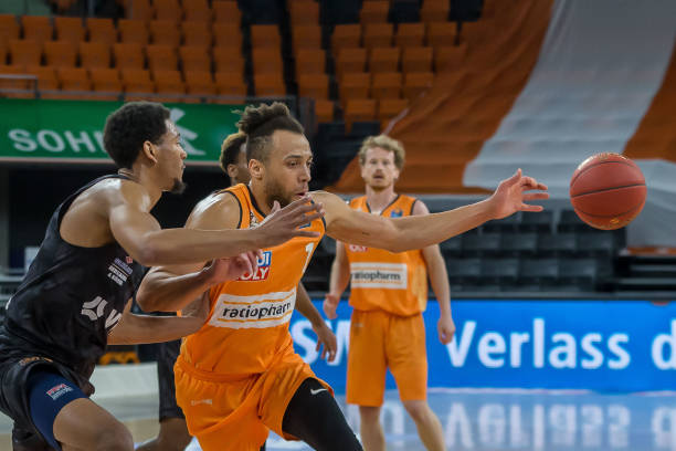 我们今天的 我们今天的